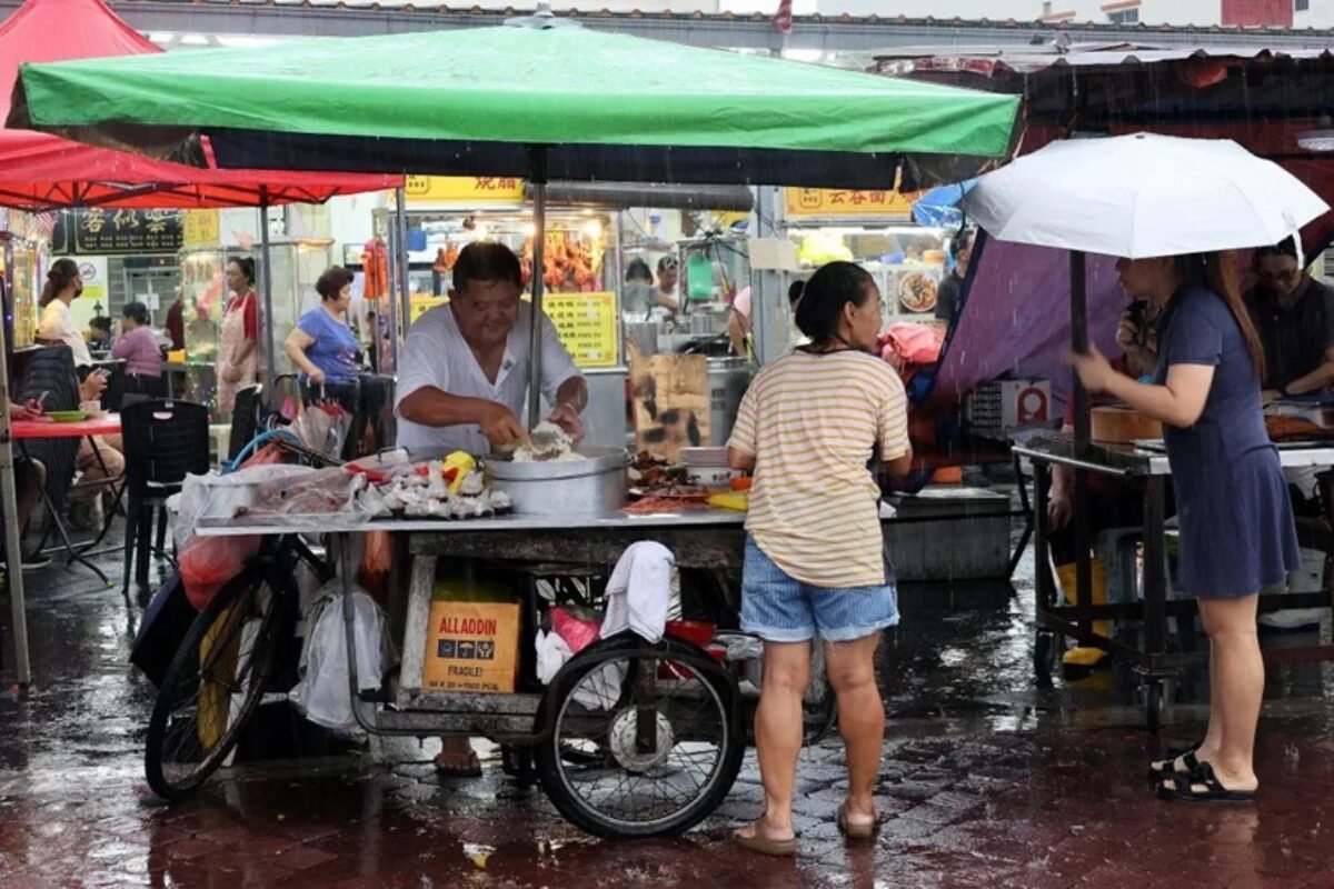 RM4 Chicken Rice for 37 Years — A Malaysian Food Legend